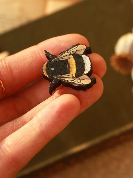 Bumblebee Pin