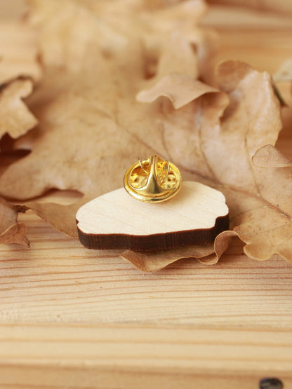 Fawn Pin