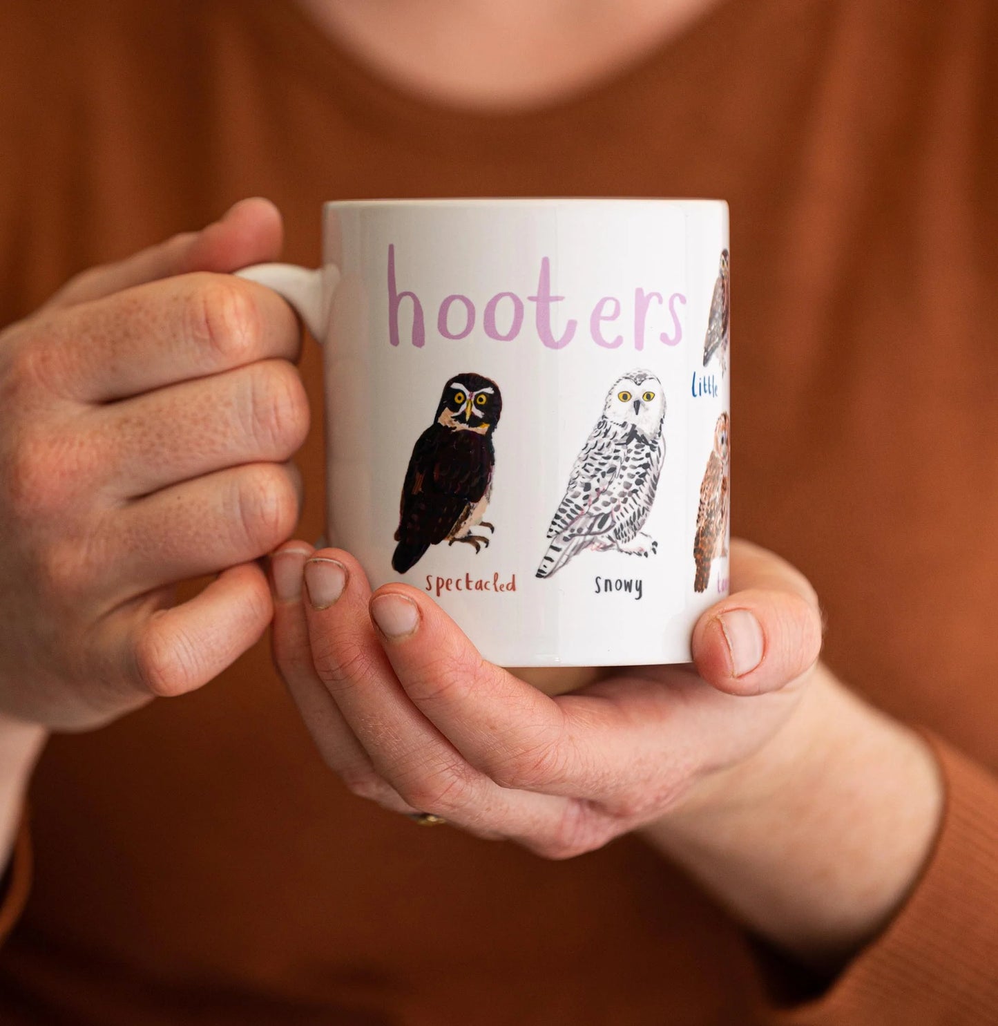 Hooters Ceramic Mug
