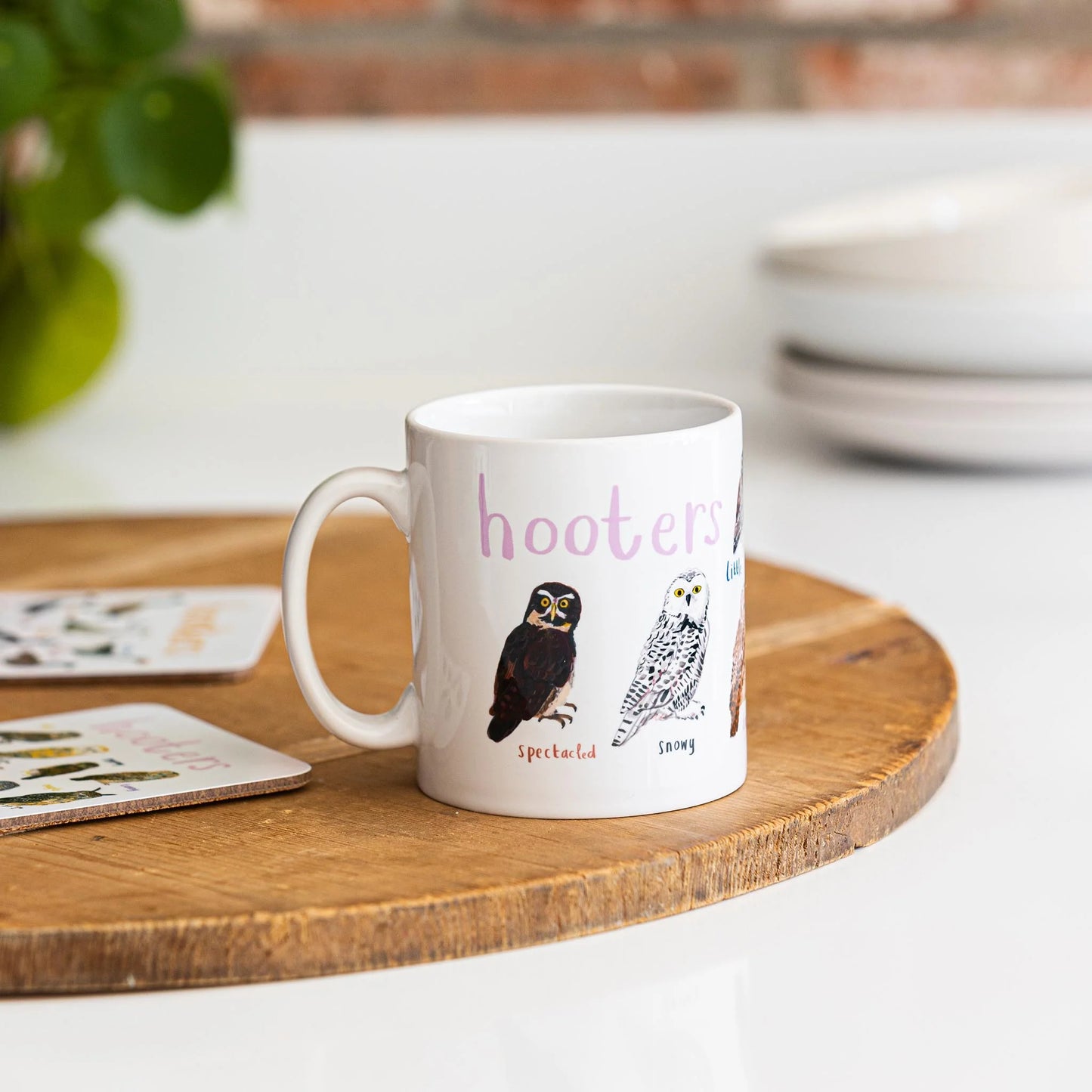 Hooters Ceramic Mug