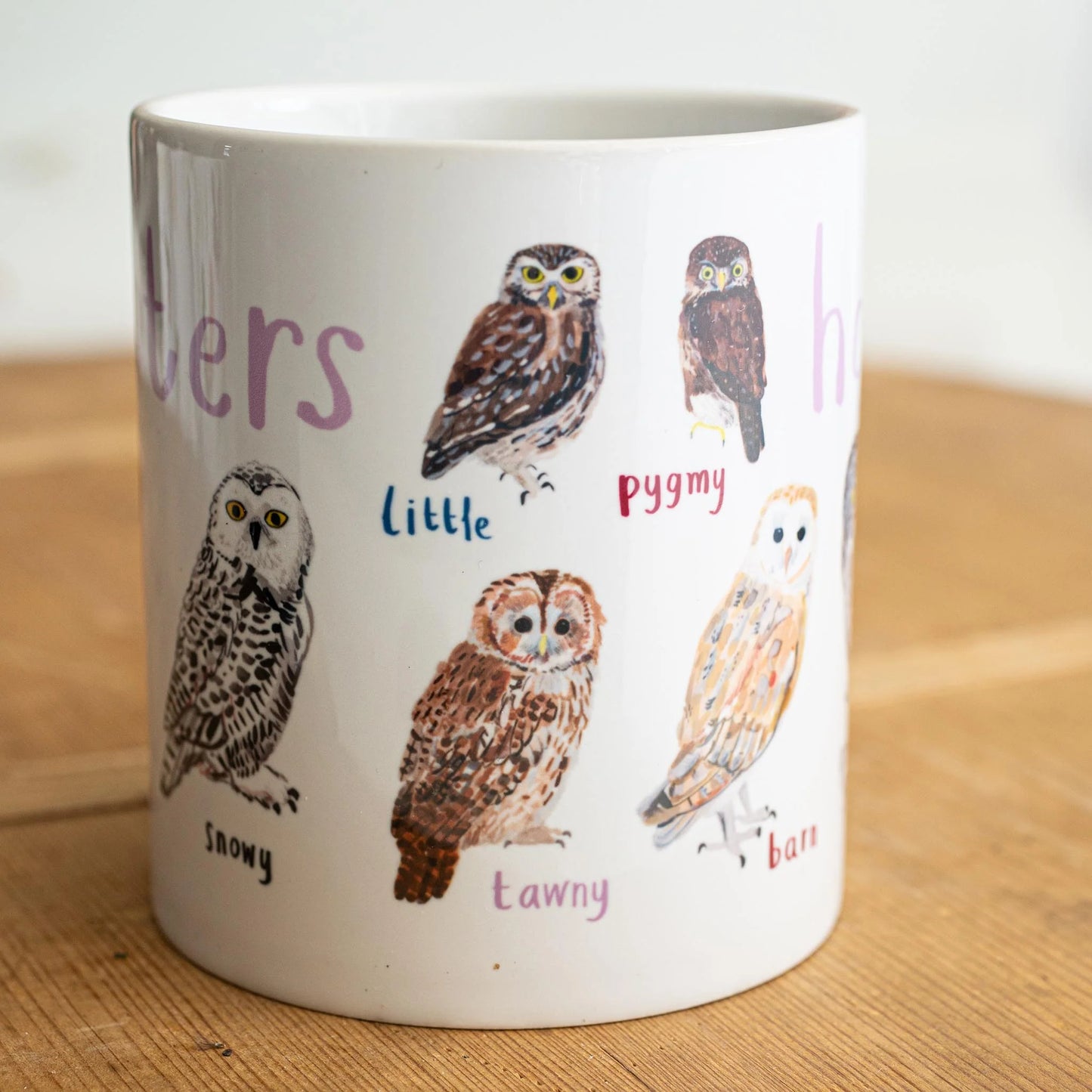 Hooters Ceramic Mug